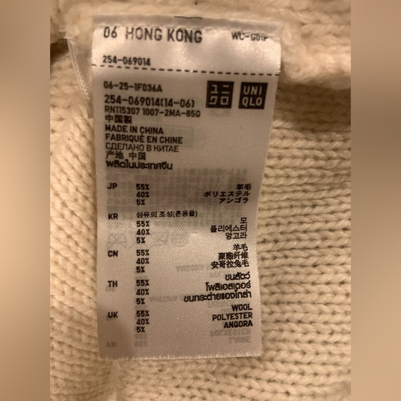 Wool/Angora rabbit hair Uniqlo White Sweater - Picture 4 of 4